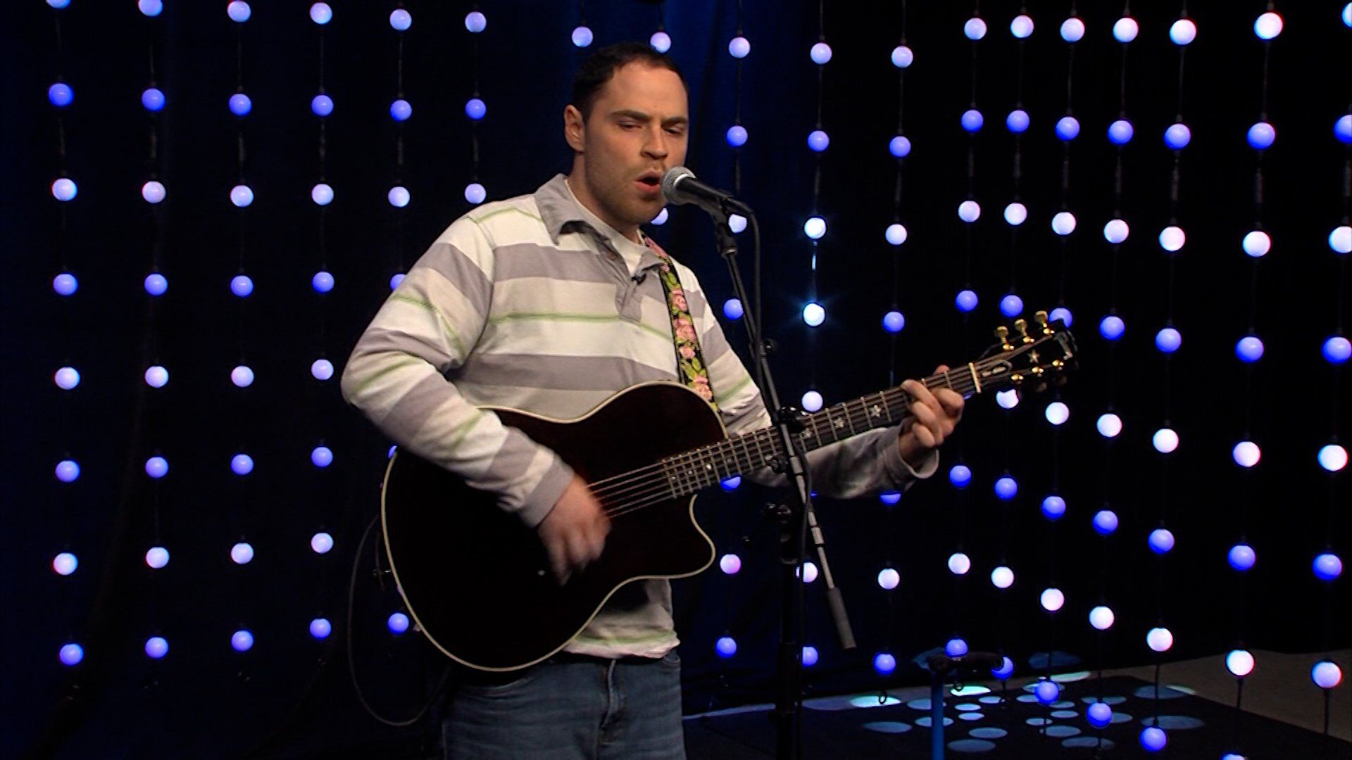 Calum Hayes from Snacks & Co. Puts On a Fantastic Solo Performance on the Mid-South Audio Stage